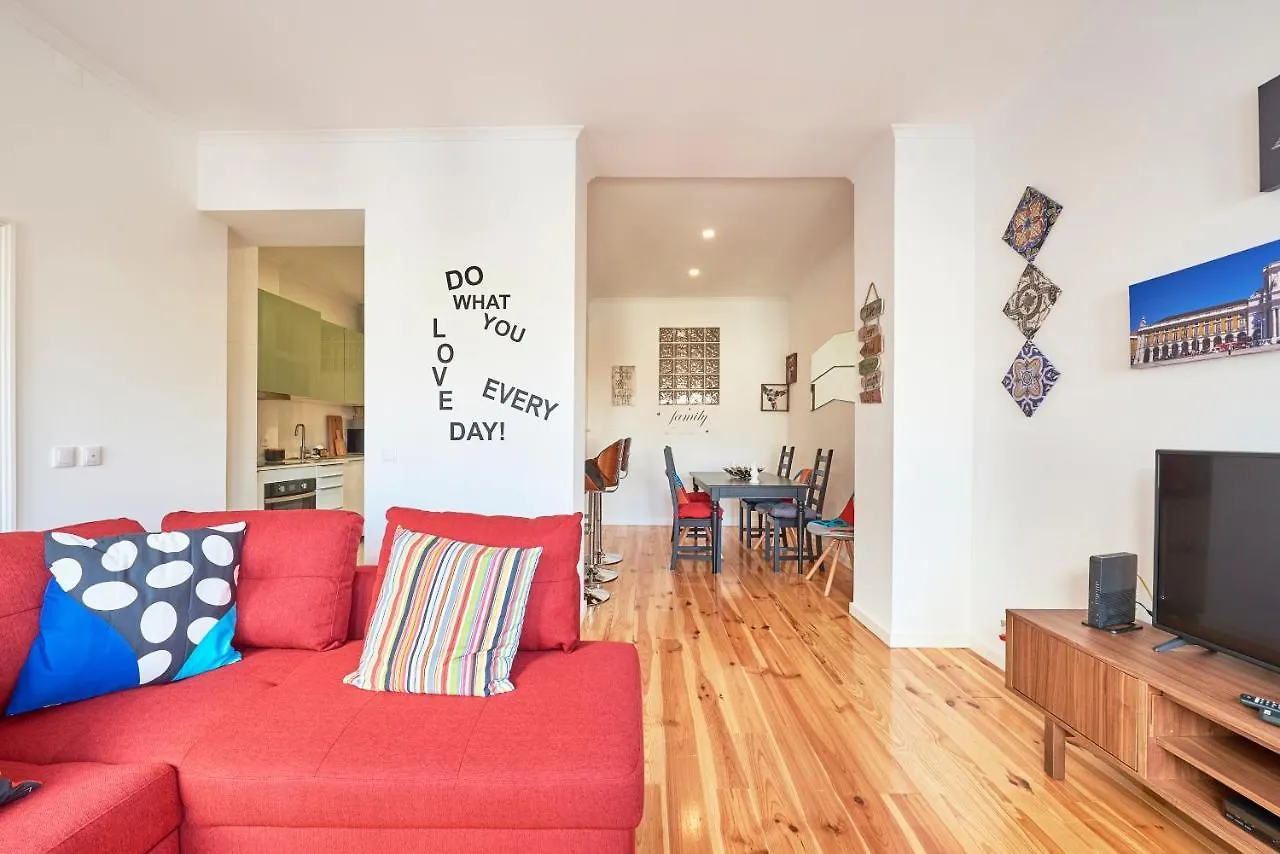 Appartement New!! Lisbon Hearth